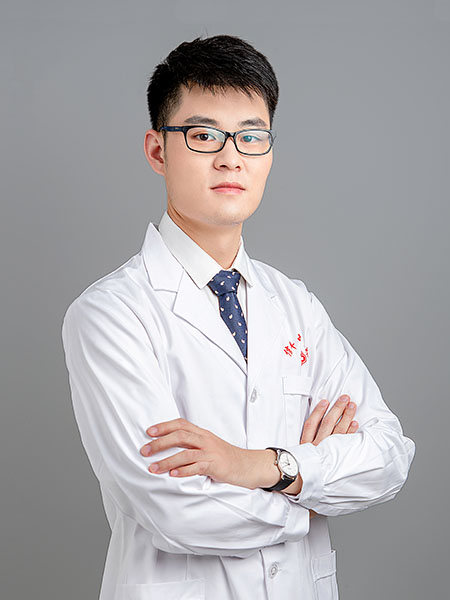 王偉