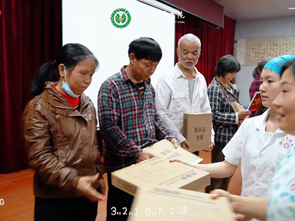 信豐縣中醫(yī)院2024年腎友會(huì)活動(dòng)——攜手共“凈”，讓“腎”命之花綻放